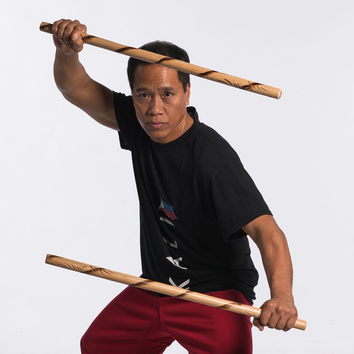 Escrima Stokken Set – 2 Stuks, 65 Cm, Eiken, Zwart, Met Opberghoes, Voor Kali, Arnis, Zelfverdediging En Training